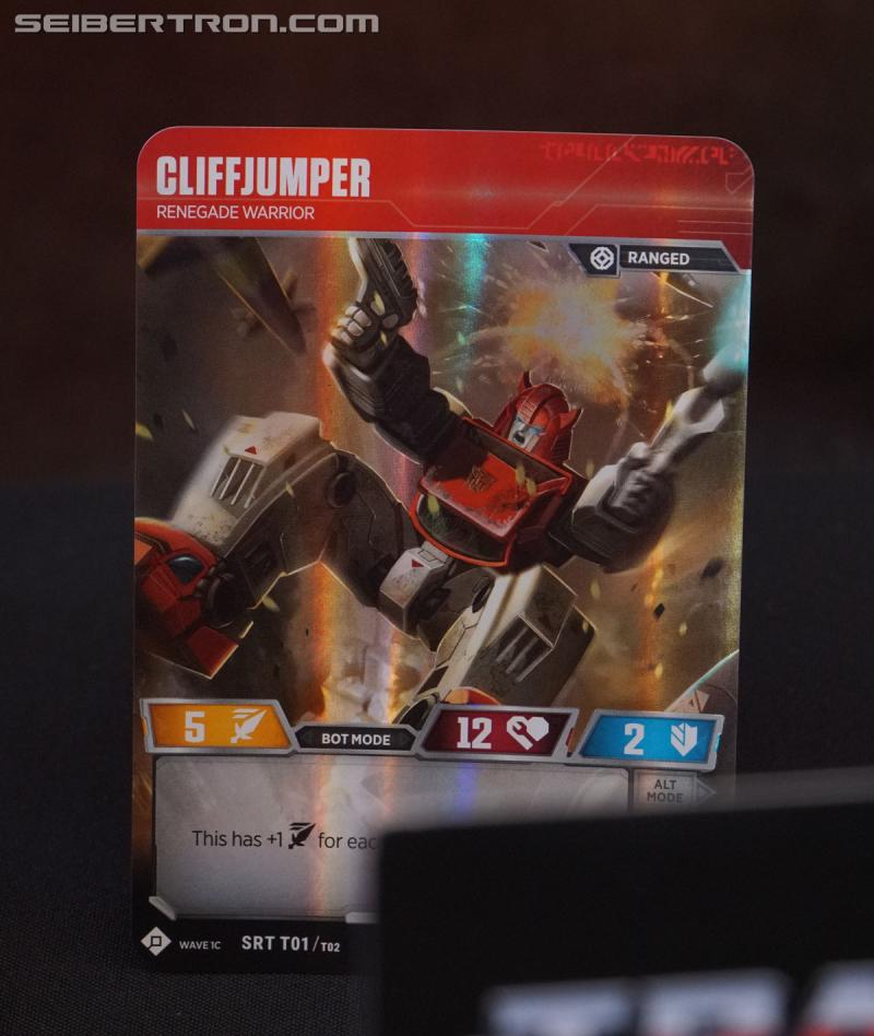 SDCC 2018: Walmart exclusive Transformers G1 Reissues in vintage packaging - Transformers Event: DSC06187a