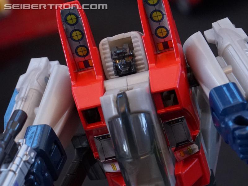 SDCC 2018: Walmart exclusive Transformers G1 Reissues in vintage packaging - Transformers Event: DSC06188a