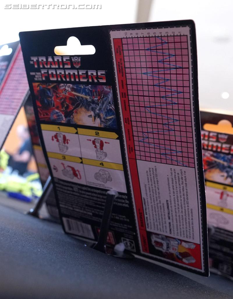 SDCC 2018: Walmart exclusive Transformers G1 Reissues in vintage packaging - Transformers Event: DSC06197a
