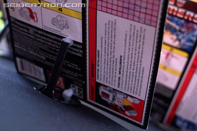 SDCC 2018: Walmart exclusive Transformers G1 Reissues in vintage packaging - Transformers Event: DSC06198