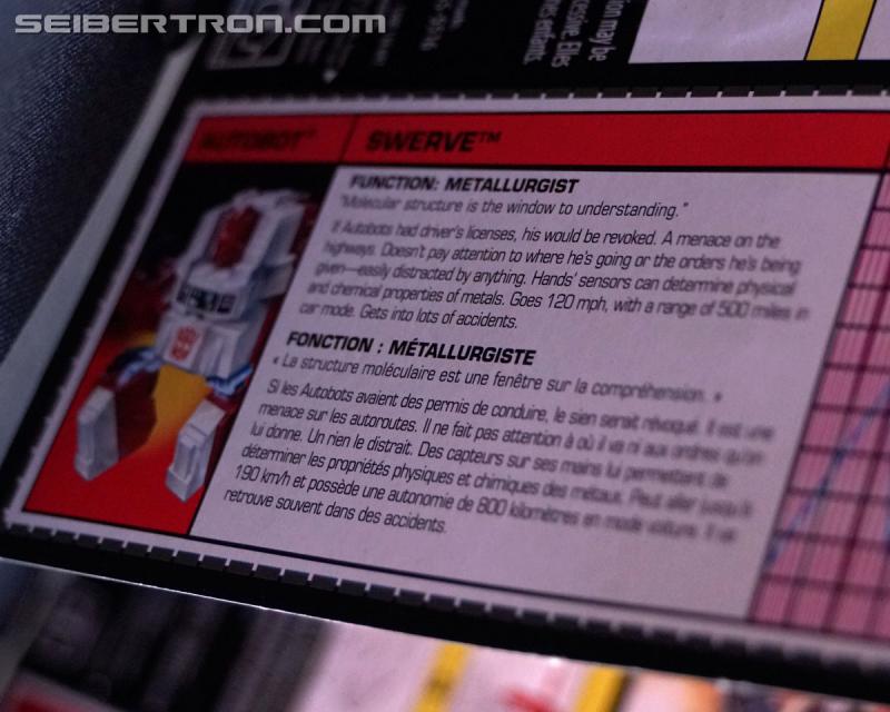 SDCC 2018: Walmart exclusive Transformers G1 Reissues in vintage packaging - Transformers Event: DSC06198a