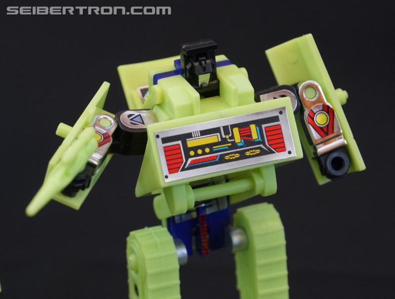 SDCC 2018: Walmart exclusive Transformers G1 Reissues in vintage packaging - Transformers Event: DSC06207a