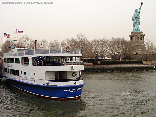 Toy Fair 2007 - New York: Statue of Liberty - Transformers Event: