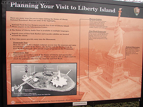 Toy Fair 2007 - New York: Statue of Liberty - Transformers Event: