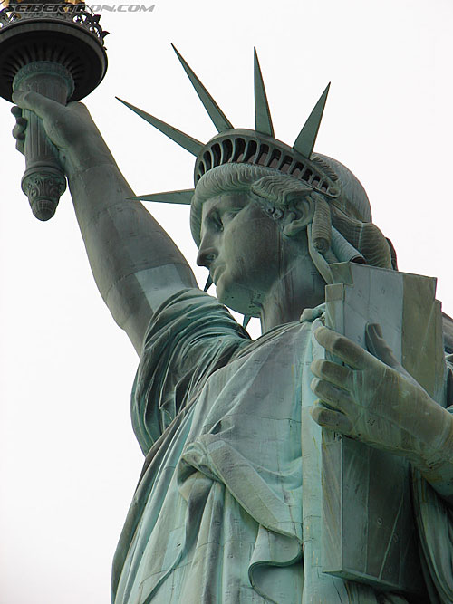Toy Fair 2007 - New York: Statue of Liberty - Transformers Event: