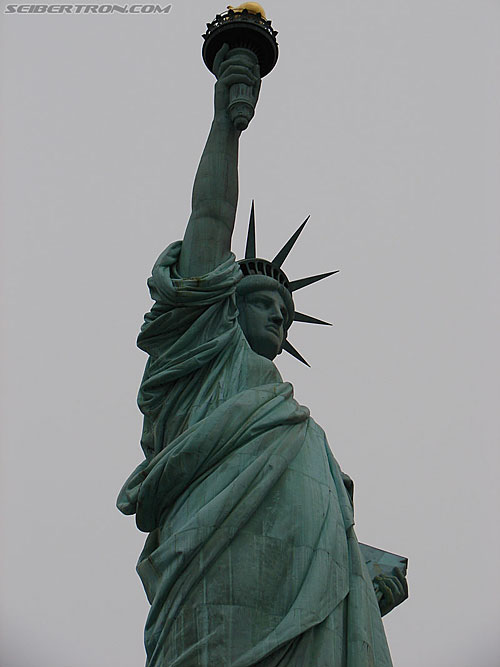 Toy Fair 2007 - New York: Statue of Liberty - Transformers Event: