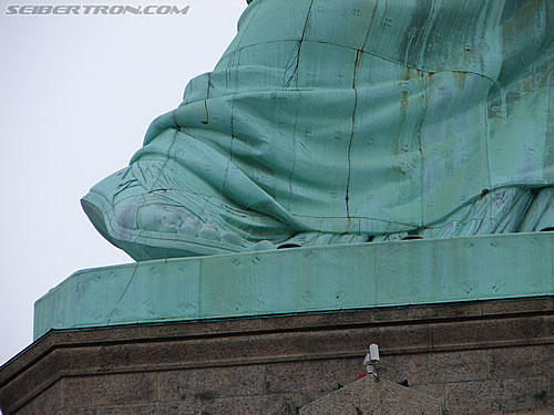 Toy Fair 2007 - New York: Statue of Liberty - Transformers Event:
