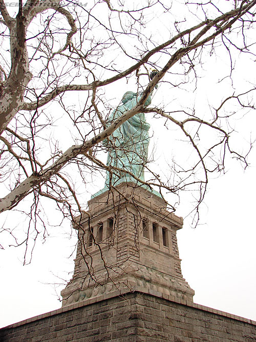 Toy Fair 2007 - New York: Statue of Liberty - Transformers Event:
