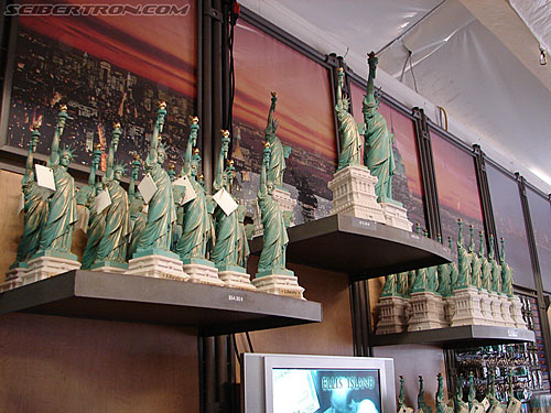 Toy Fair 2007 - New York: Statue of Liberty - Transformers Event:
