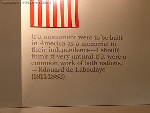 Toy Fair 2007 - New York: Statue of Liberty - Transformers Event: