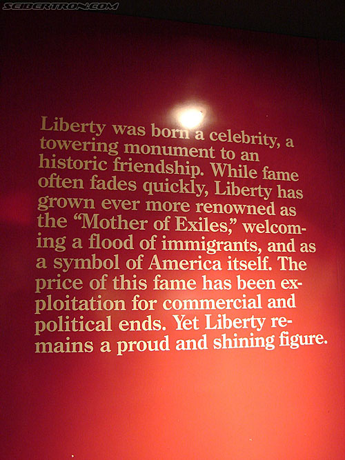 Toy Fair 2007 - New York: Statue of Liberty - Transformers Event: