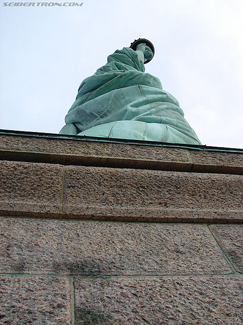 Toy Fair 2007 - New York: Statue of Liberty - Transformers Event: