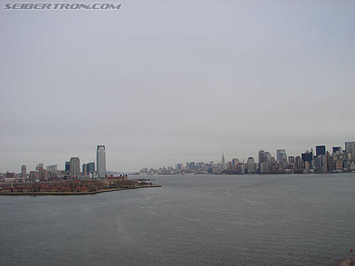 Toy Fair 2007 - New York: Statue of Liberty - Transformers Event: