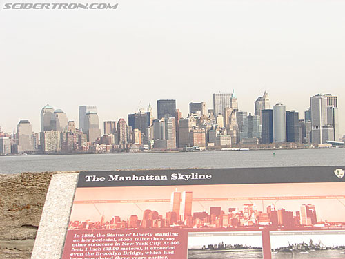 Toy Fair 2007 - New York: Statue of Liberty - Transformers Event: