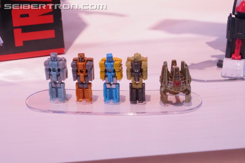 Transformers News: Galleries for Transformers Generations Display at SDCC 2018 with Predaking, Prime Wars Exclusives