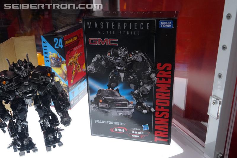 SDCC 2018: Transformers Movie Masterpiece Ironhide and Barricade - Transformers Event: DSC05716