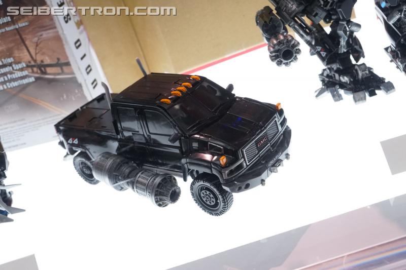 SDCC 2018: Transformers Movie Masterpiece Ironhide and Barricade - Transformers Event: DSC05720