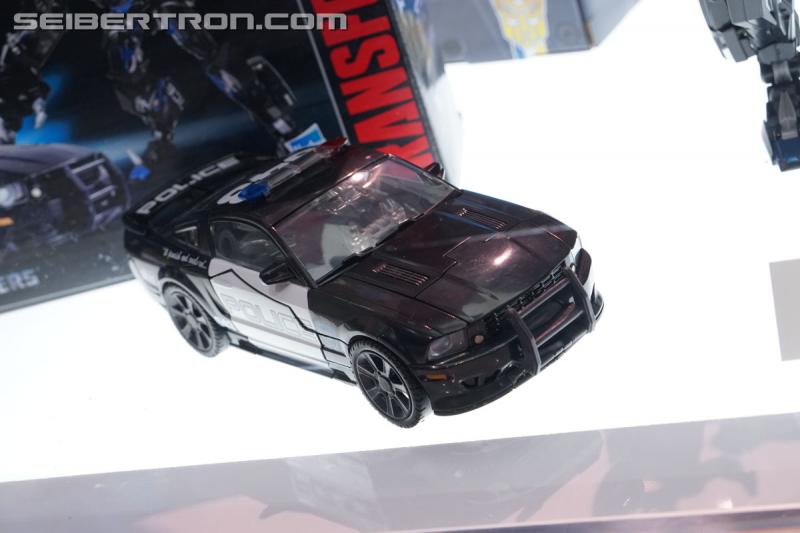 SDCC 2018: Transformers Movie Masterpiece Ironhide and Barricade - Transformers Event: DSC05728