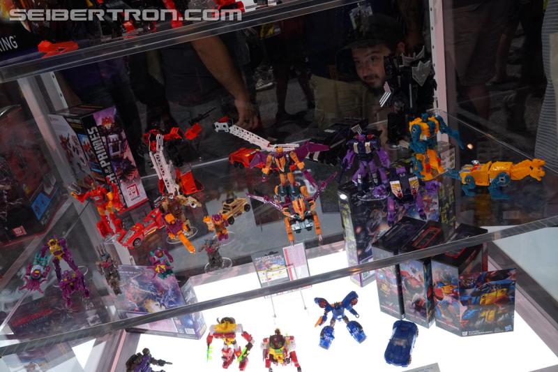 SDCC 2018: Transformers Power of the Primes products - Transformers Event: DSC05592