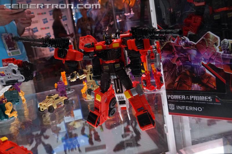 SDCC 2018: Transformers Power of the Primes products - Transformers Event: DSC05638