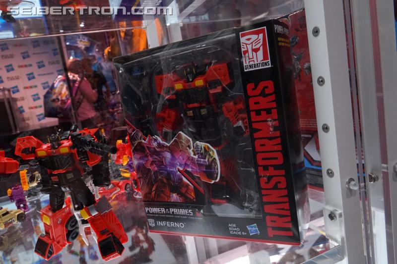 SDCC 2018: Transformers Power of the Primes products - Transformers Event: DSC05640