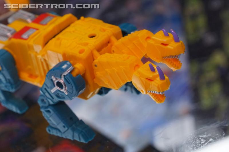 SDCC 2018: Transformers Power of the Primes products - Transformers Event: DSC05678