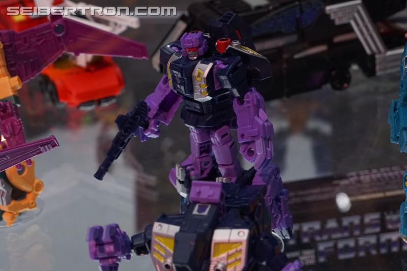 SDCC 2018: Transformers Power of the Primes products - Transformers Event: DSC05680