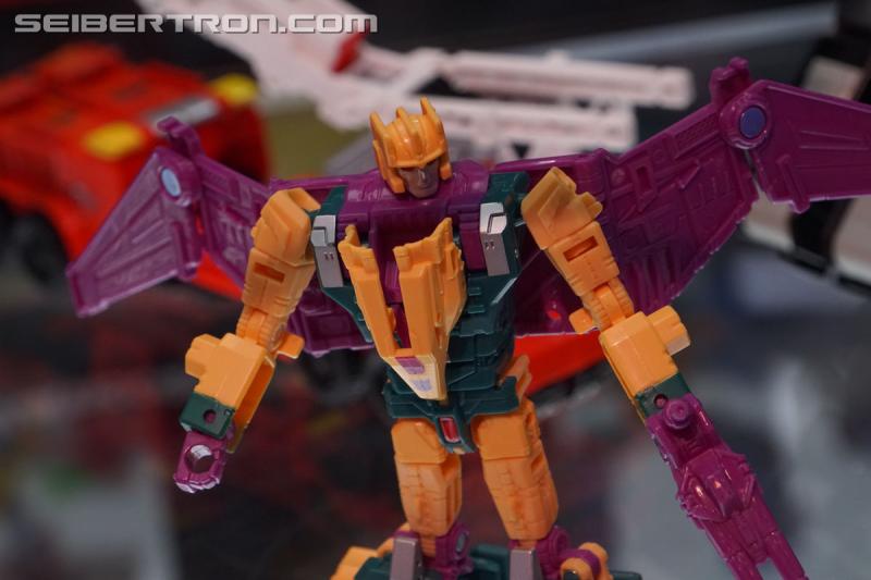 SDCC 2018: Transformers Power of the Primes products - Transformers Event: DSC05684
