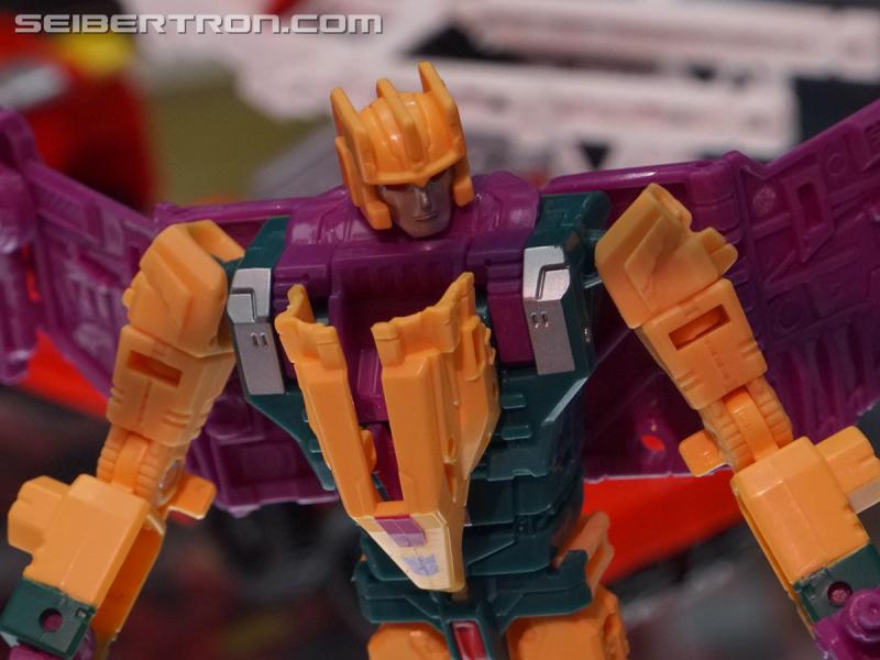 SDCC 2018: Transformers Power of the Primes products - Transformers Event: DSC05684a