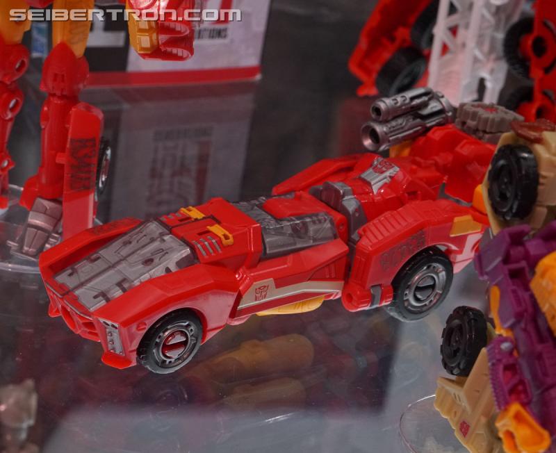SDCC 2018: Transformers Power of the Primes products - Transformers Event: DSC05710a