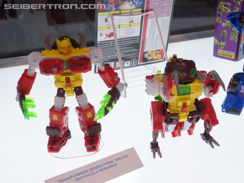 SDCC 2018: Prime Wars Trilogy Exclusives - Transformers Event: DSC05607a