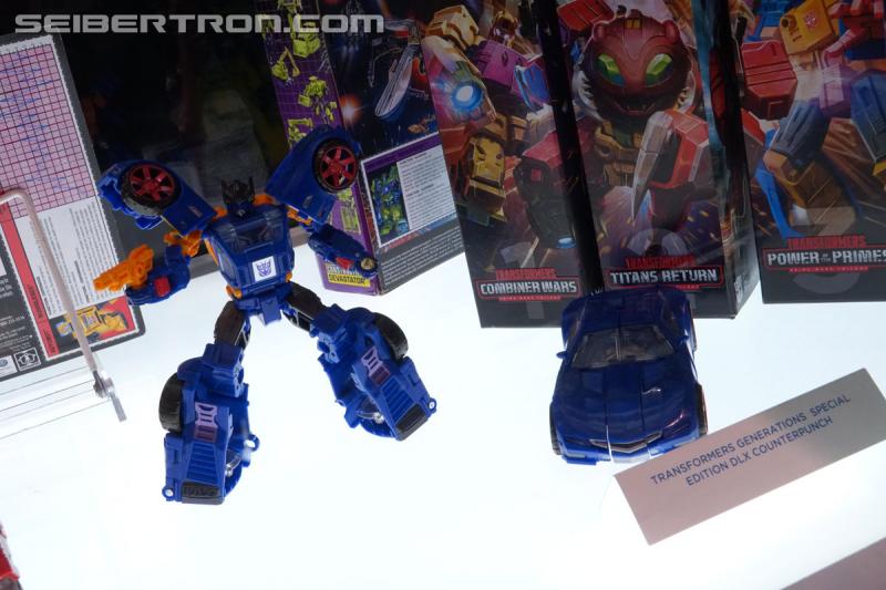SDCC 2018: Prime Wars Trilogy Exclusives - Transformers Event: DSC05612