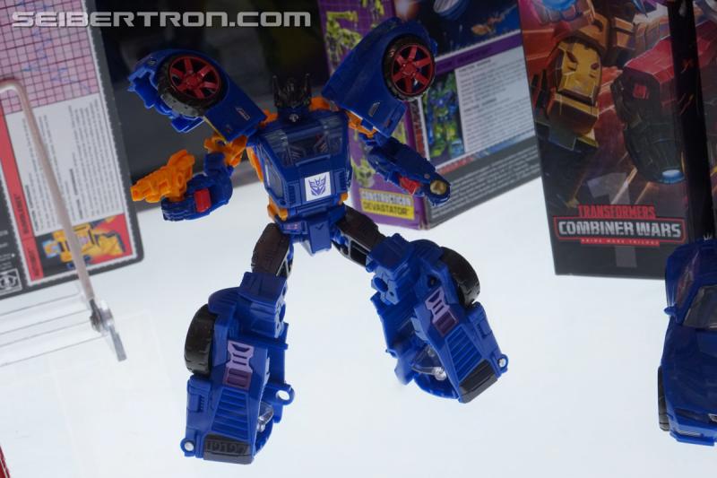 SDCC 2018: Prime Wars Trilogy Exclusives - Transformers Event: DSC05613