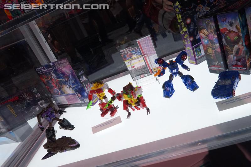 SDCC 2018: Prime Wars Trilogy Exclusives - Transformers Event: DSC05618