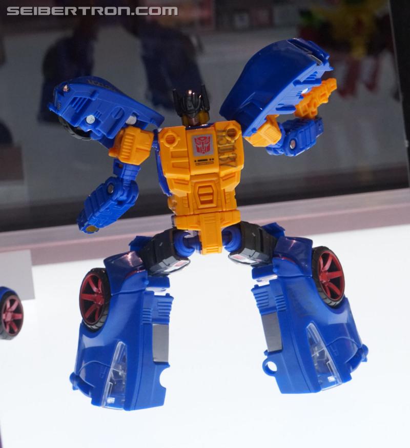SDCC 2018: Prime Wars Trilogy Exclusives - Transformers Event: DSC05633a