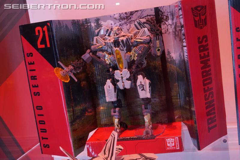 SDCC 2018: Transformers Studio Series Movie products - Transformers Event: DSC05566