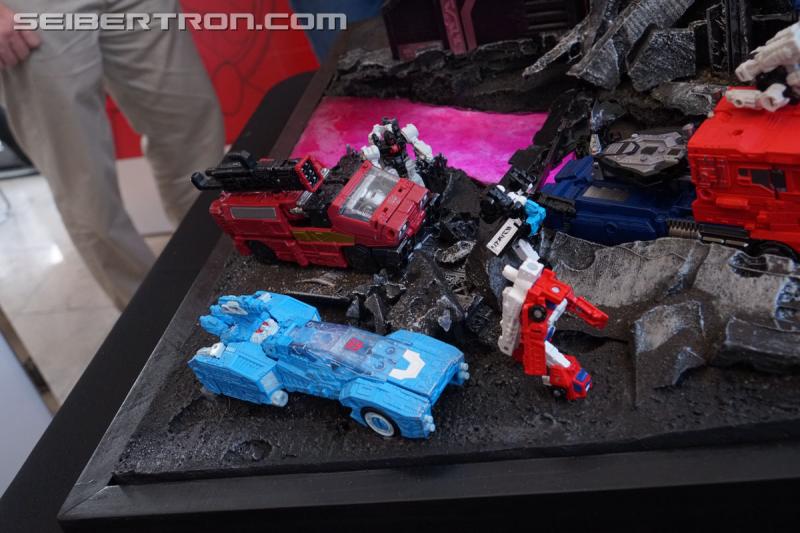 SDCC 2018: Transformers War for Cybertron SIEGE products - Transformers Event: DSC05909
