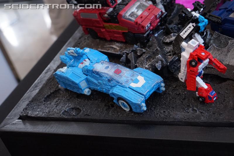 SDCC 2018: Transformers War for Cybertron SIEGE products - Transformers Event: DSC05910