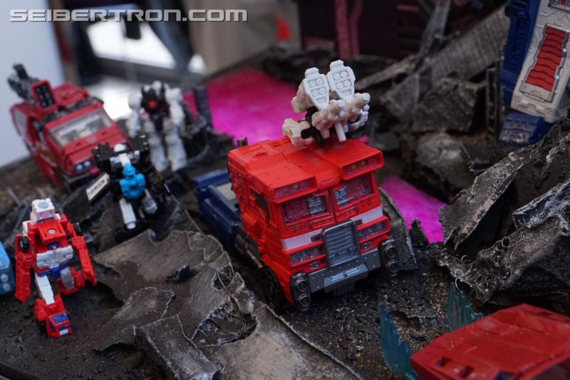 SDCC 2018: Transformers War for Cybertron SIEGE products - Transformers Event: DSC05915