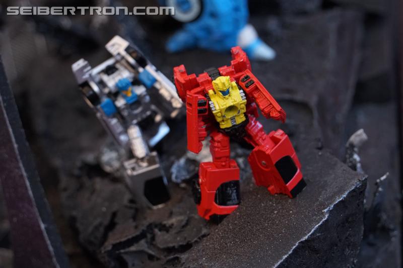SDCC 2018: Transformers War for Cybertron SIEGE products - Transformers Event: DSC05918