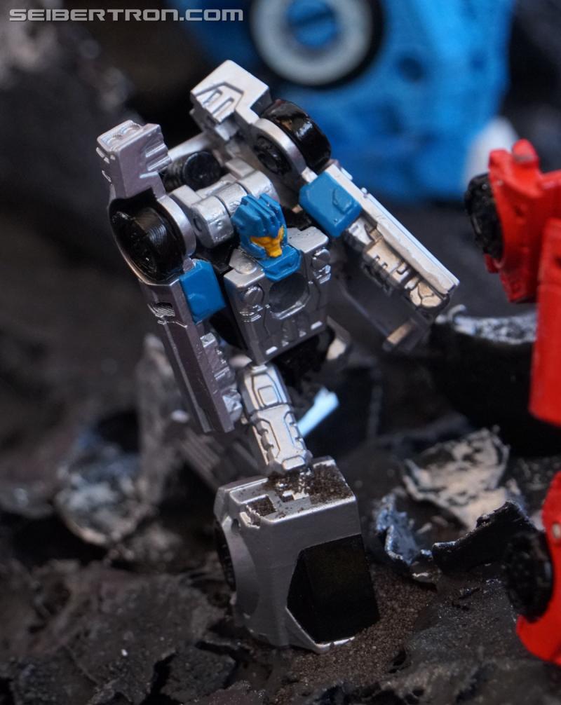 SDCC 2018: Transformers War for Cybertron SIEGE products - Transformers Event: DSC05920a