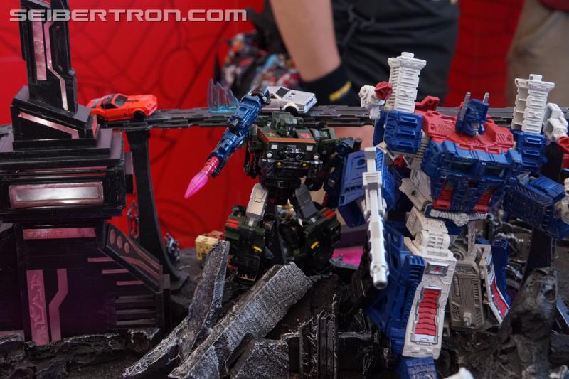 SDCC 2018: Transformers War for Cybertron SIEGE products - Transformers Event: DSC05935