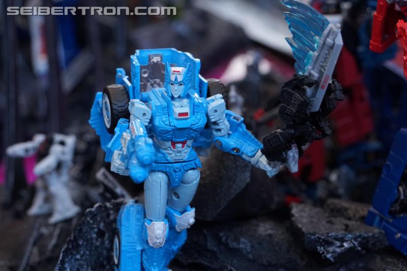 Transformers News: Gallery for Transformers War for Cybertron: Siege Display at