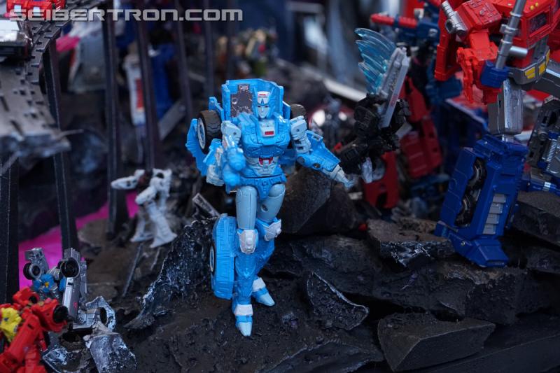 SDCC 2018: Transformers War for Cybertron SIEGE products - Transformers Event: DSC05943