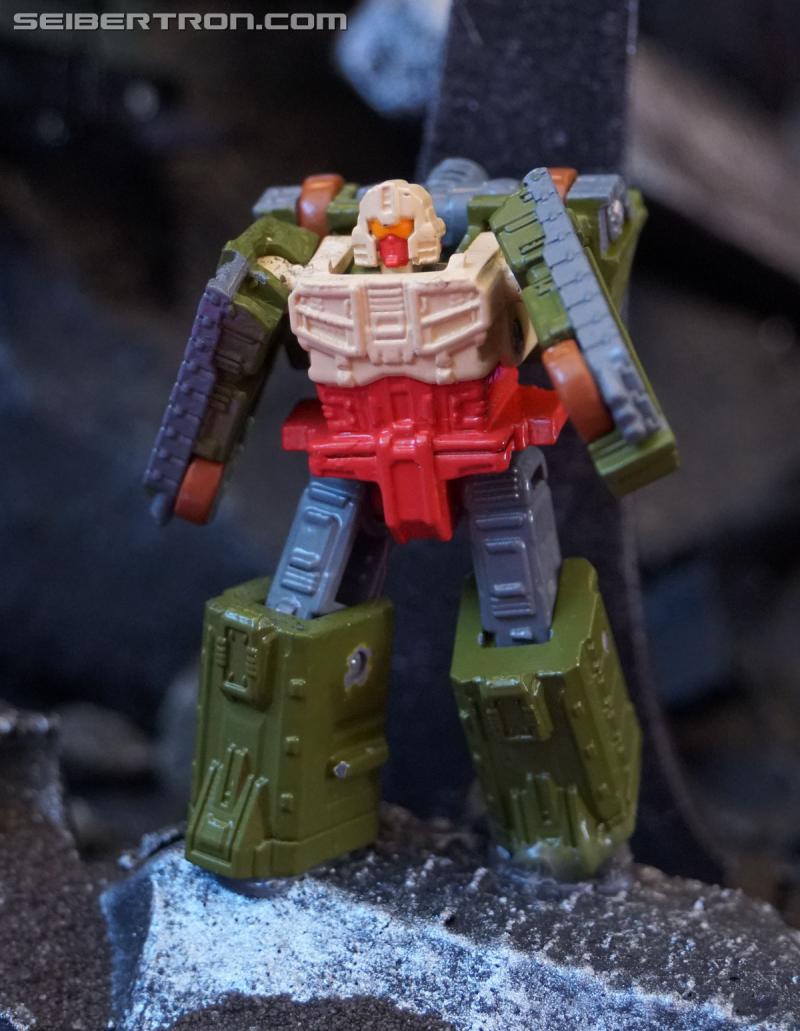SDCC 2018: Transformers War for Cybertron SIEGE products - Transformers Event: DSC05962a