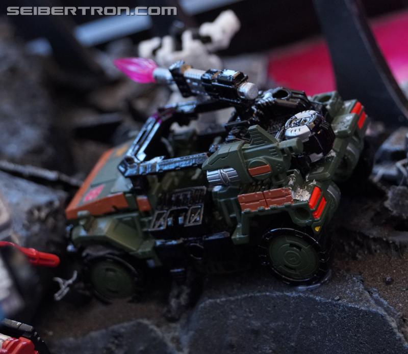 SDCC 2018: Transformers War for Cybertron SIEGE products - Transformers Event: DSC05970a