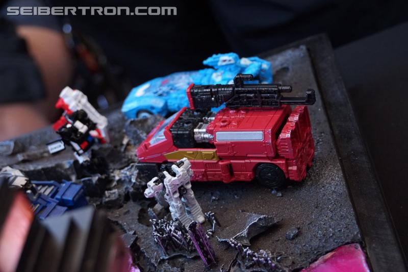 SDCC 2018: Transformers War for Cybertron SIEGE products - Transformers Event: DSC05977