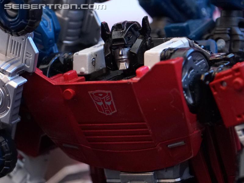 SDCC 2018: Transformers War for Cybertron SIEGE products - Transformers Event: DSC05996a