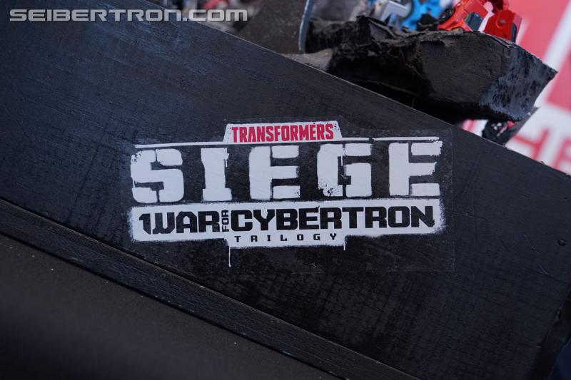 SDCC 2018: Transformers War for Cybertron SIEGE products - Transformers Event: DSC06006