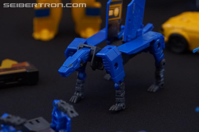 SDCC 2018: Bumblebee Movie Target exclusive products - Transformers Event: DSC06130